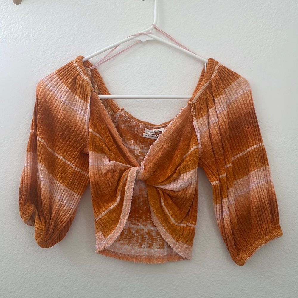 Twist front colorful top